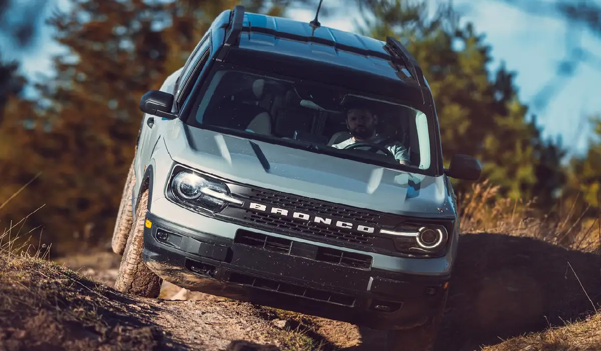 Ford - Bronco Badlands 4Dr - Best Car Rentals - Best Preowned Car - Exclusive Concierge Club.webp